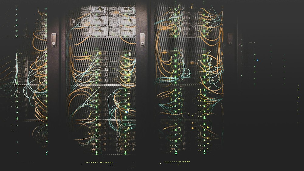 Enterprise data center server rack and network connectivity